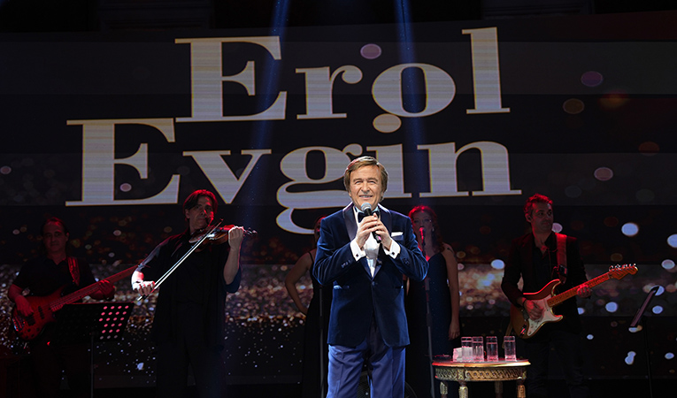 Şehrin Yeni Alışveriş ve Yaşam Merkezi: MAHALL İstanbul