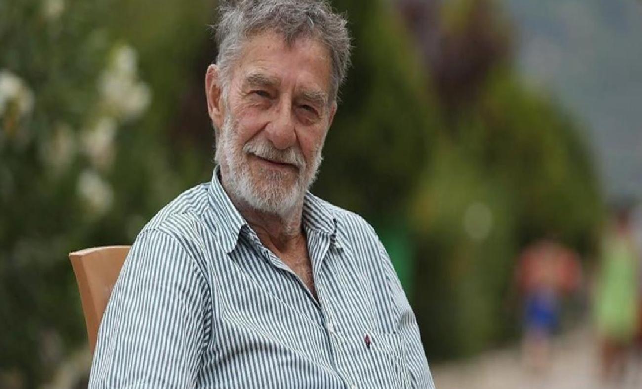 Ünlü Oyuncu Ahmet Mekin, Talihsiz Bir Kaza Sonucu Hastaneye Kaldırıldı