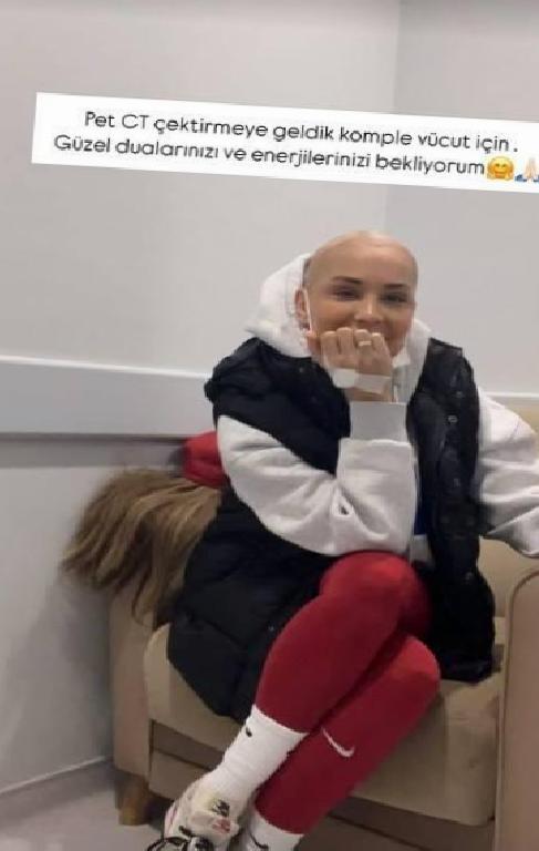 Kanseri Yenerek Mutlu Haberi Vermişti
