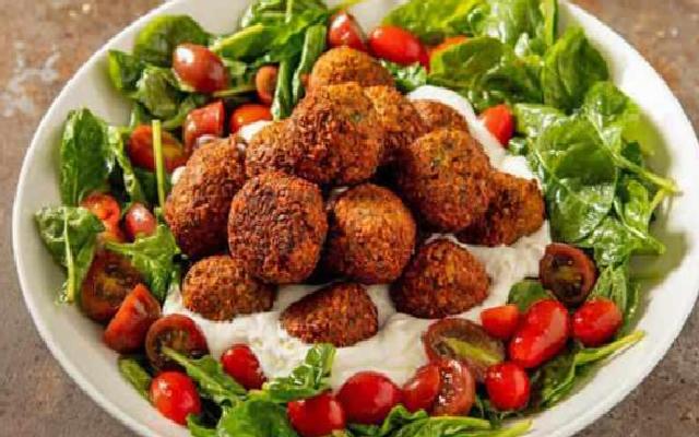 2. Nohutlu Soğuk Salata