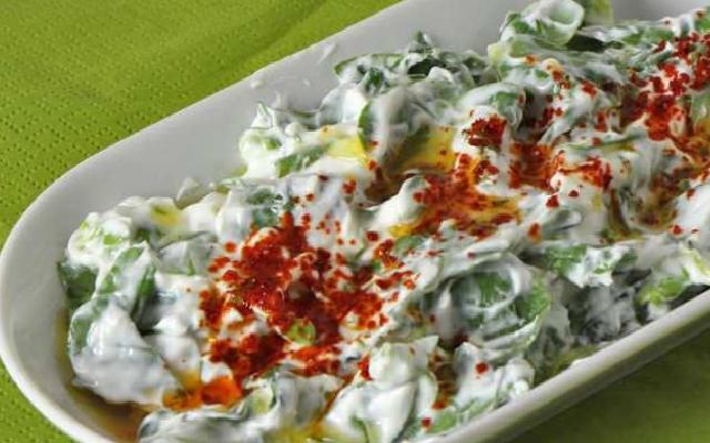 4. Tavuklu Mevsim Salata