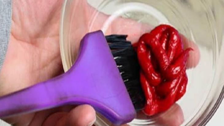 2025'in En Popüler Saç Rengi: Bakır Kırmızısı