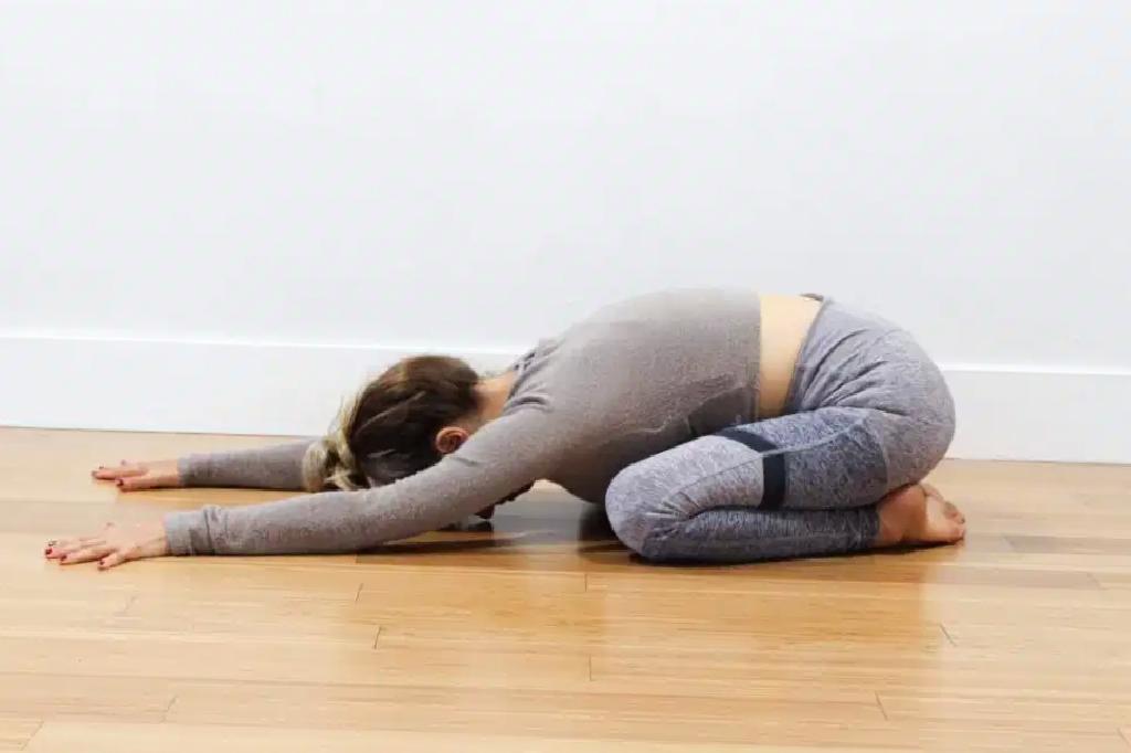 4. Pelvik Tilt (Pelvik Eğme) Hareketi