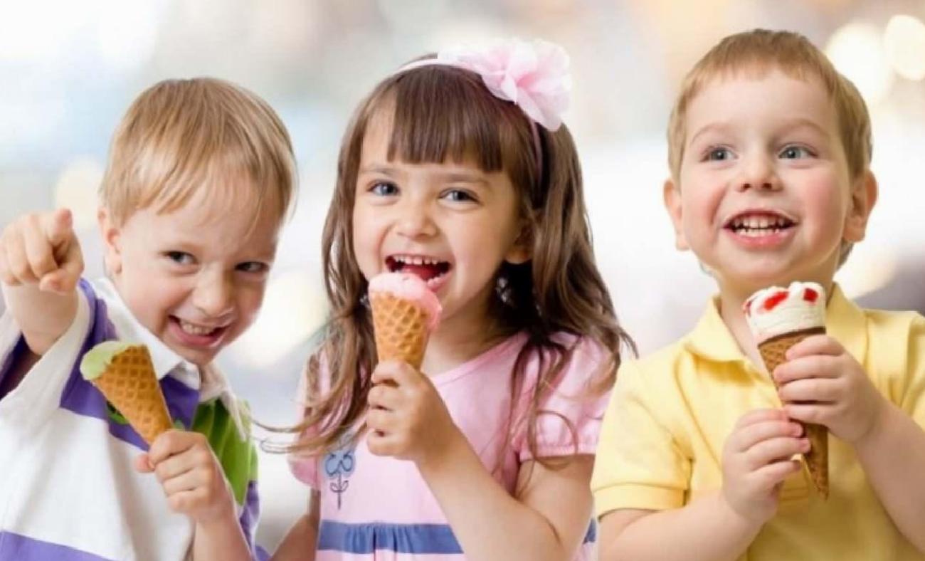 Yaz Aylarının En Sevilen Lezzeti: Dondurma