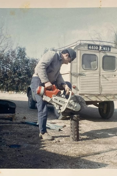 Jacquemus'un Versailles'taki Yeni Koleksiyonuyla Nostalji ve Aidiyet Temaları