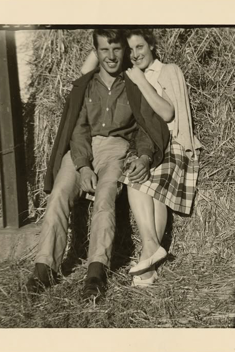 Jacquemus'un Versailles'taki Yeni Koleksiyonuyla Nostalji ve Aidiyet Temaları