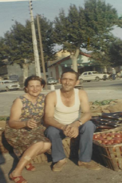 Jacquemus'un Versailles'taki Yeni Koleksiyonuyla Nostalji ve Aidiyet Temaları