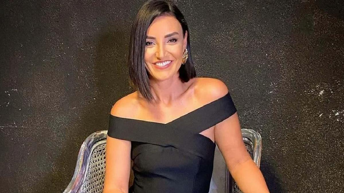 Sanatçı Sevcan Orhan, Kıbrıs'ta Konser Sırasında Aniden Fenalaştı