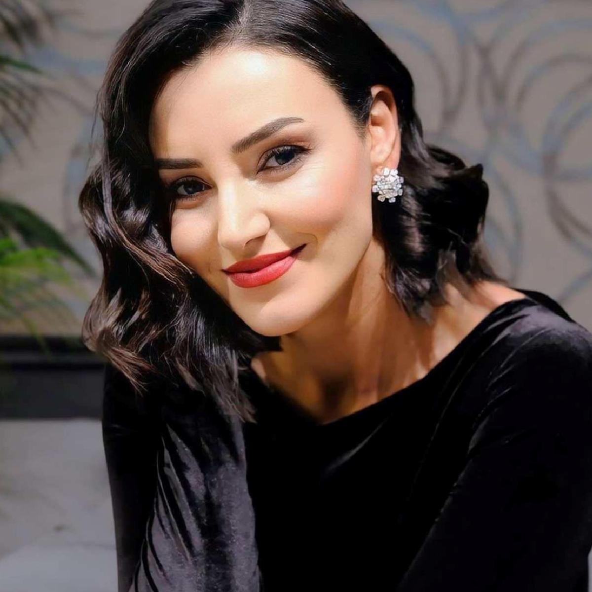 Sedyeyle Otelden Çıkarıldı ve Hastaneye Sevk Edildi