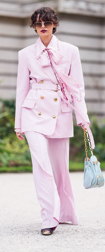 Milenyum Pembesi: Moda Dünyasının Yeni Renk Trendi