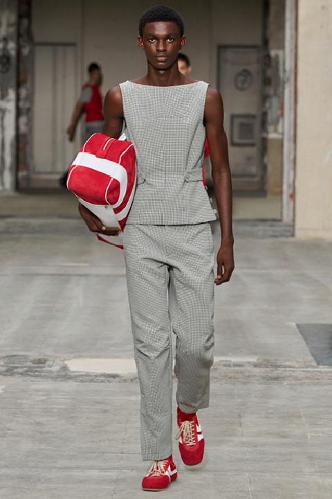 Moda Dünyasının Yeni Yüzü: Julian Klausner ve Dries Van Noten