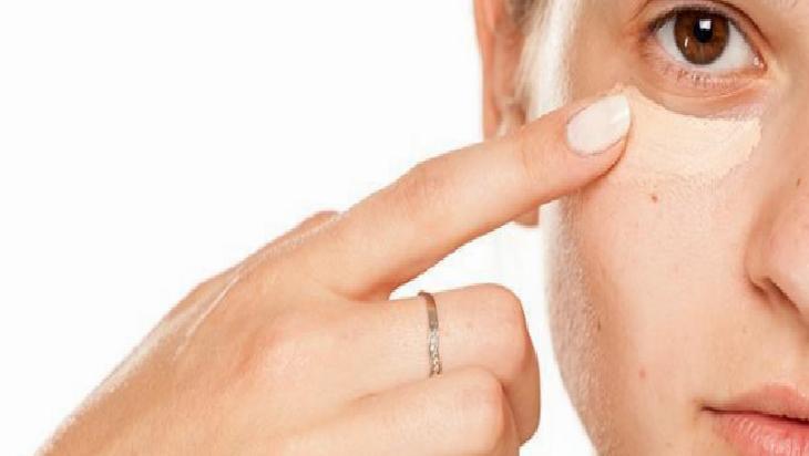 Minimal ve Etkili Göz Makyajı