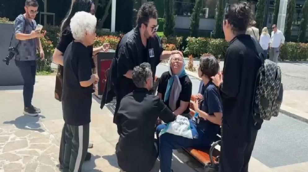 Yakınlarının ve Ünlü İsimlerin Katılımı