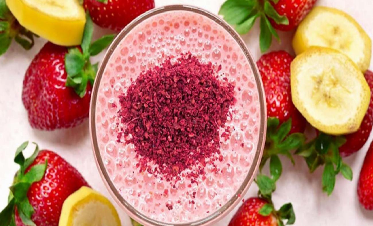 Yaz Aylarının En Lezzetli ve Sağlıklı Meyvesi: Çilek ile Formunuzu Koruyun