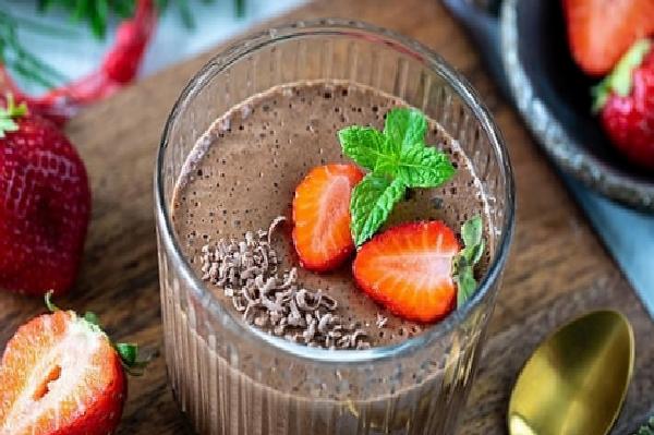 4. Limonlu Yaban Mersinli Muzlu Ekmek