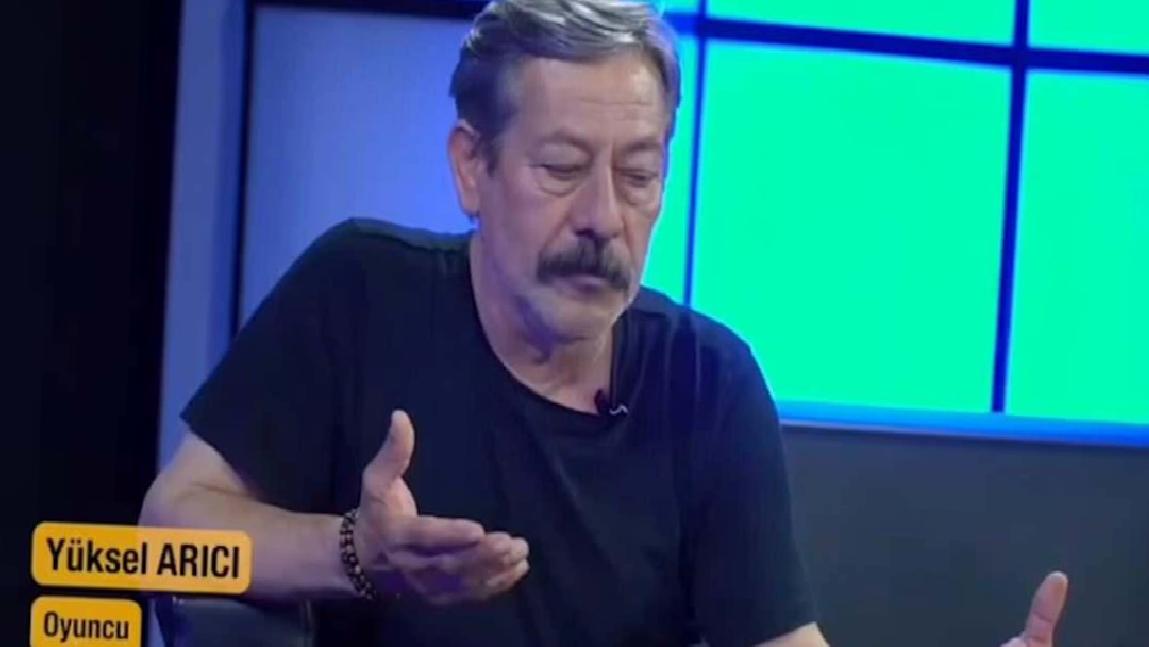 Döneme damga vuran yapımlardan Kurtlar Vadisi dizisinde ikonik bir karakter olarak hafızalara kazınan 'Pala', uzun süredir ekranlardan uzak olsa da geliyor. Ünlü oyuncu Yüksel Arıcı, yıllar sonra hayranlarını sevindiren müjdeli haberi açıkladı.