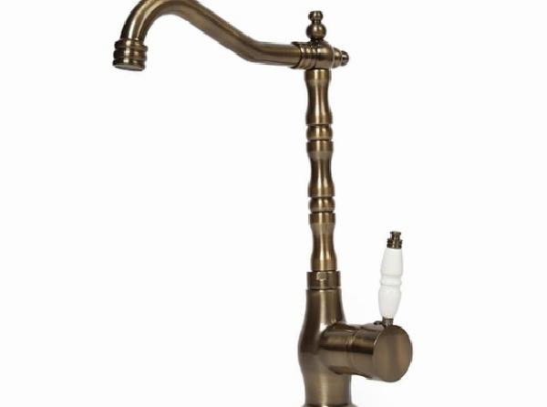 Modern ve Retro Tarzlar Bir Arada: Ahşap Görünümlü Tezgah Kaplaması