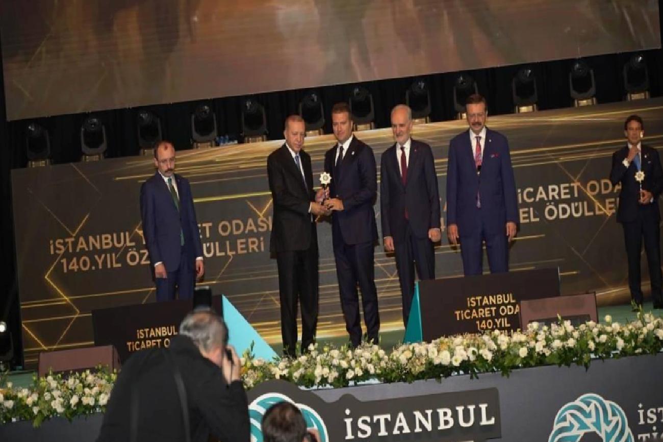 Grok ve Türkiye'nin En Başarılı Senaristi