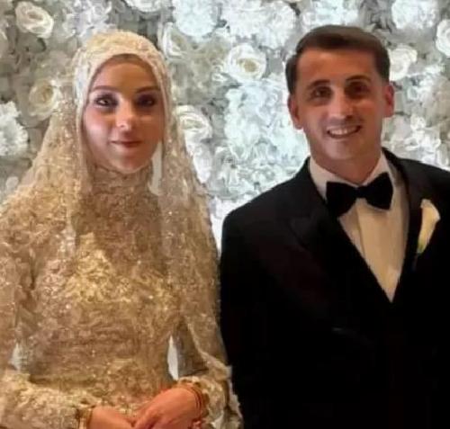 Kural Bozdu: Eşiyle Birlikte Paylaştığı Samimi Pozlar