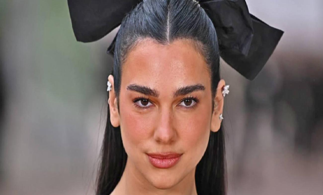 Ünlü Şarkıcı Dua Lipa, Kosova'da Gerçekleşecek Sunny Hill Festivali’nde Sahne Alacak
