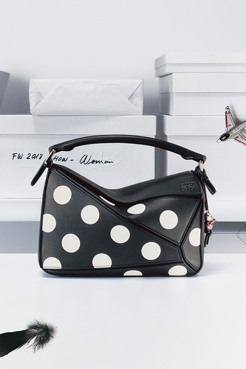 Loewe’nin İkonik Puzzle Çantası 10 Yaşında! Koleksiyon ve Hikayesi