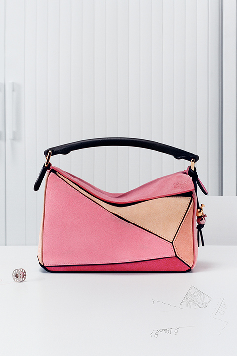 Loewe’nin İkonik Puzzle Çantası 10 Yaşında! Koleksiyon ve Hikayesi