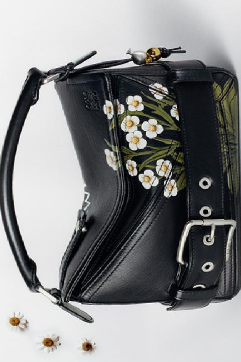 Loewe’nin İkonik Puzzle Çantası 10 Yaşında! Koleksiyon ve Hikayesi