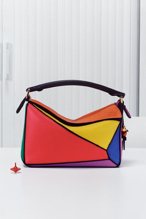 Loewe’nin İkonik Puzzle Çantası 10 Yaşında! Koleksiyon ve Hikayesi