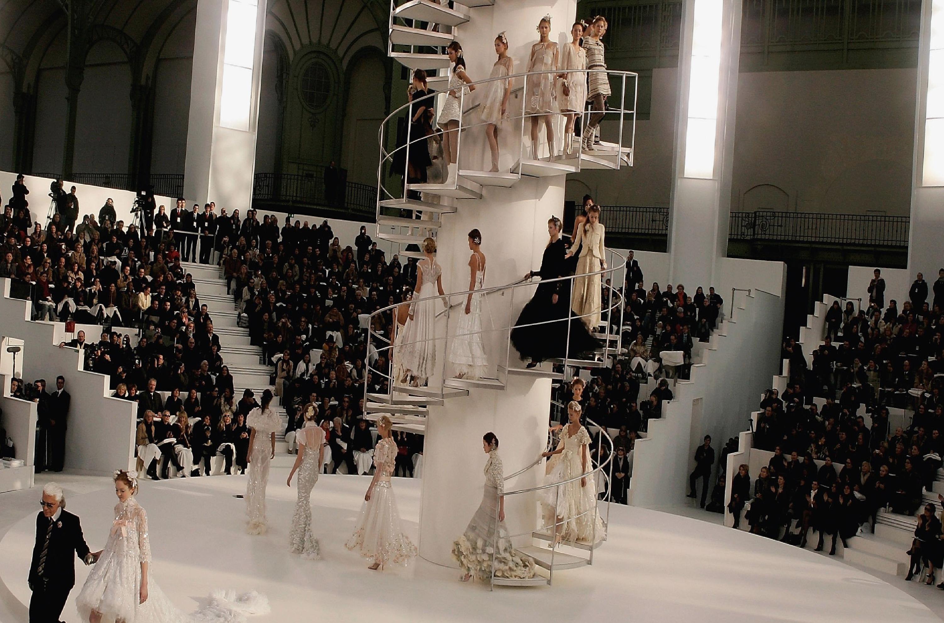 Giriş: Modanın Mekânla Evrimi