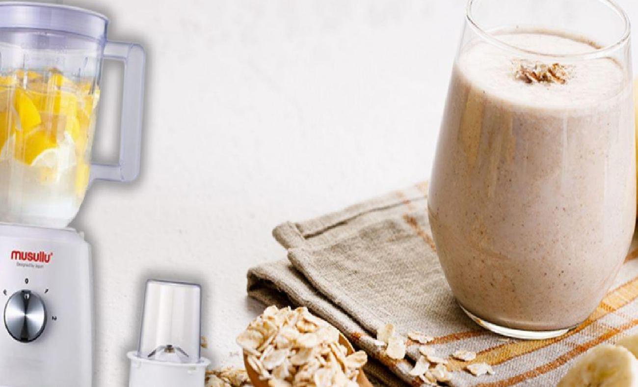 Yaz Aylarının En Ferahlatıcı ve Sağlıklı Alternatifi: Badem Sütlü ve Kuru Kayısılı Smoothie