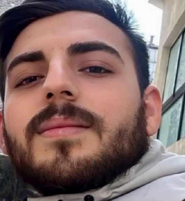 Sakarya'nın Karasu İlçesinde Talihsiz Olay: Havuzda Atlayan Genç Boynunu Kırdı