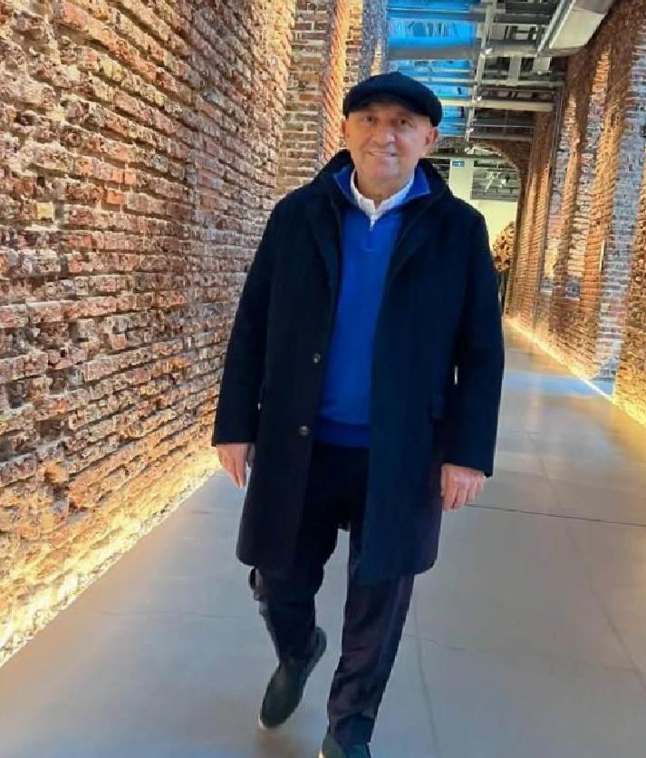 Eski Milli Futbolcu ve Spor Yorumcusu Sinan Engin'in Serveti Şaşırtıyor