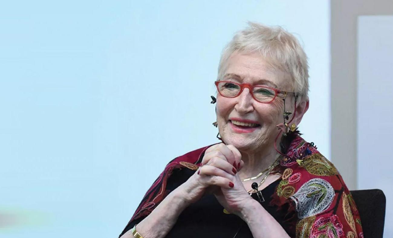 Ünlü Edebiyatçı, Çevirmen ve Akademisyen Pınar Kür'ün Vefatı