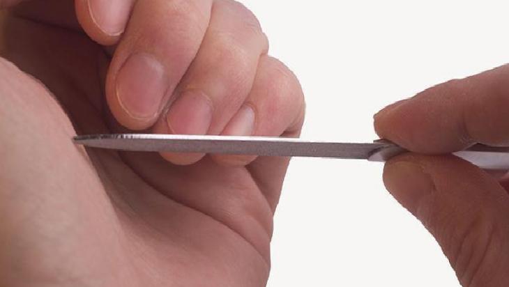 Deniz Suyunun Tırnaklara Zararları