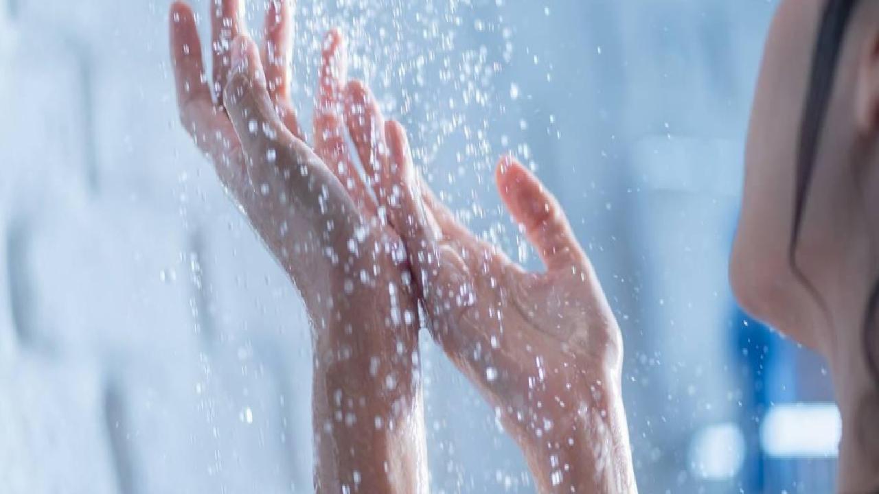 5 Dakikalık Soğuk Duş Rutini ile Zihni ve Bedeni Dinlendiren Farklı Bir Deneyim