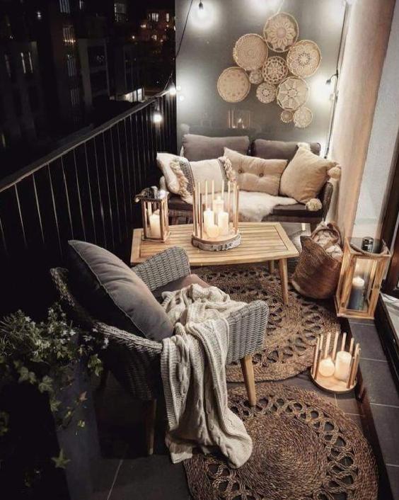 Balkonlarınızı aksesuarlarla zenginleştirmeye ne dersiniz?