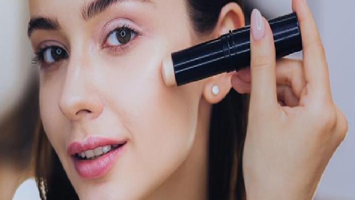 Banyoda saklamak büyük hata! Makyaj malzemelerinden yayılan tehlike