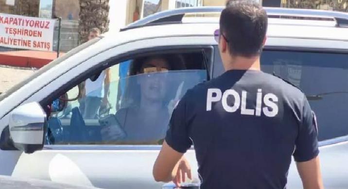 Ben İbrahim Tatlıses'in kızıyım diyen Dilan Çıtak'tan eleştirilere şoke eden yanıt!