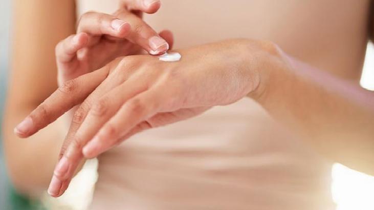 Etkili koruma için 3 parmak kuralı! Güneş kremini yanlış kullanıyormuşuz