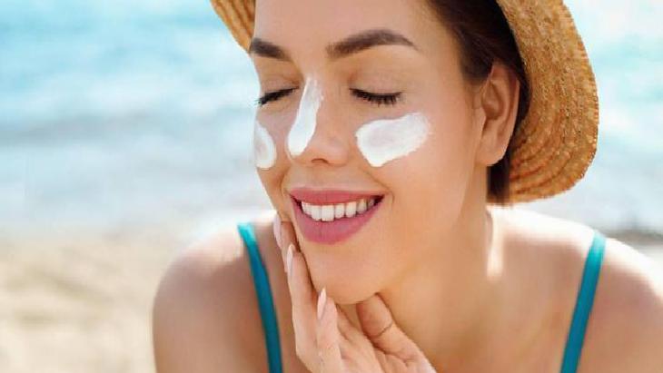 Etkili koruma için 3 parmak kuralı! Güneş kremini yanlış kullanıyormuşuz