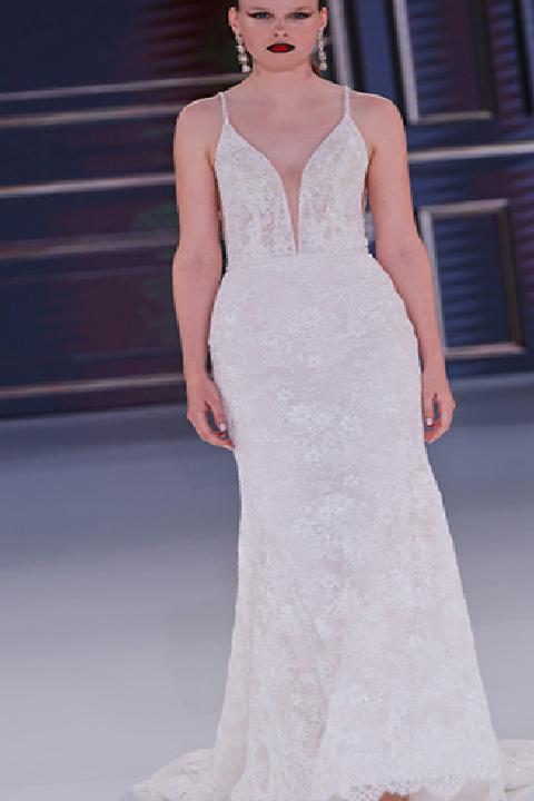 Gelinlik Trendlerine Bakış: Yalın, Hacimli Veya Gösterişli