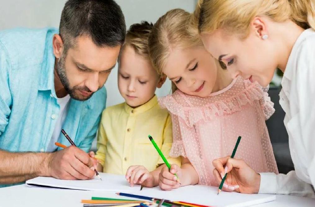 Hafta sonunuzu neşelendirin: Evde ailece oynanabilecek oyunlar nelerdir?