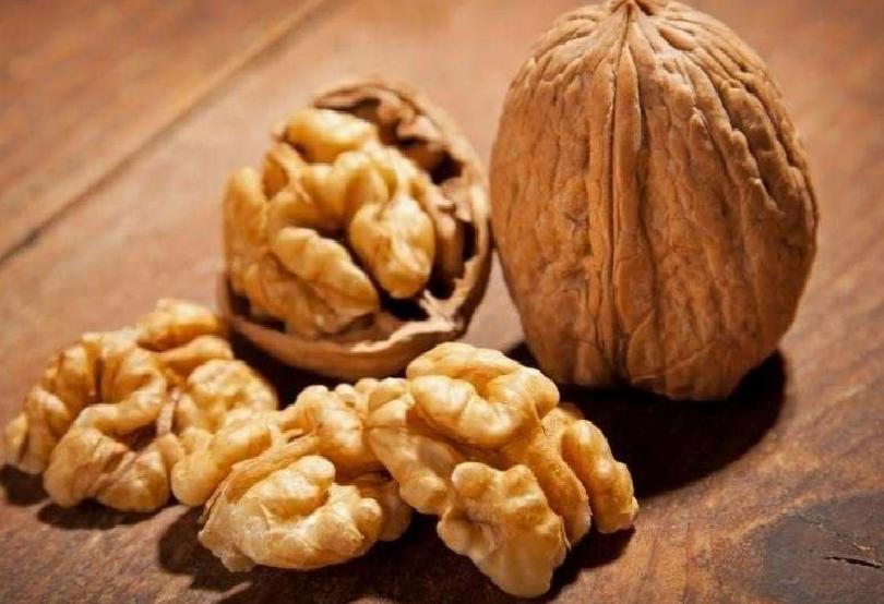 RENKLİ MEYVELER ŞART!