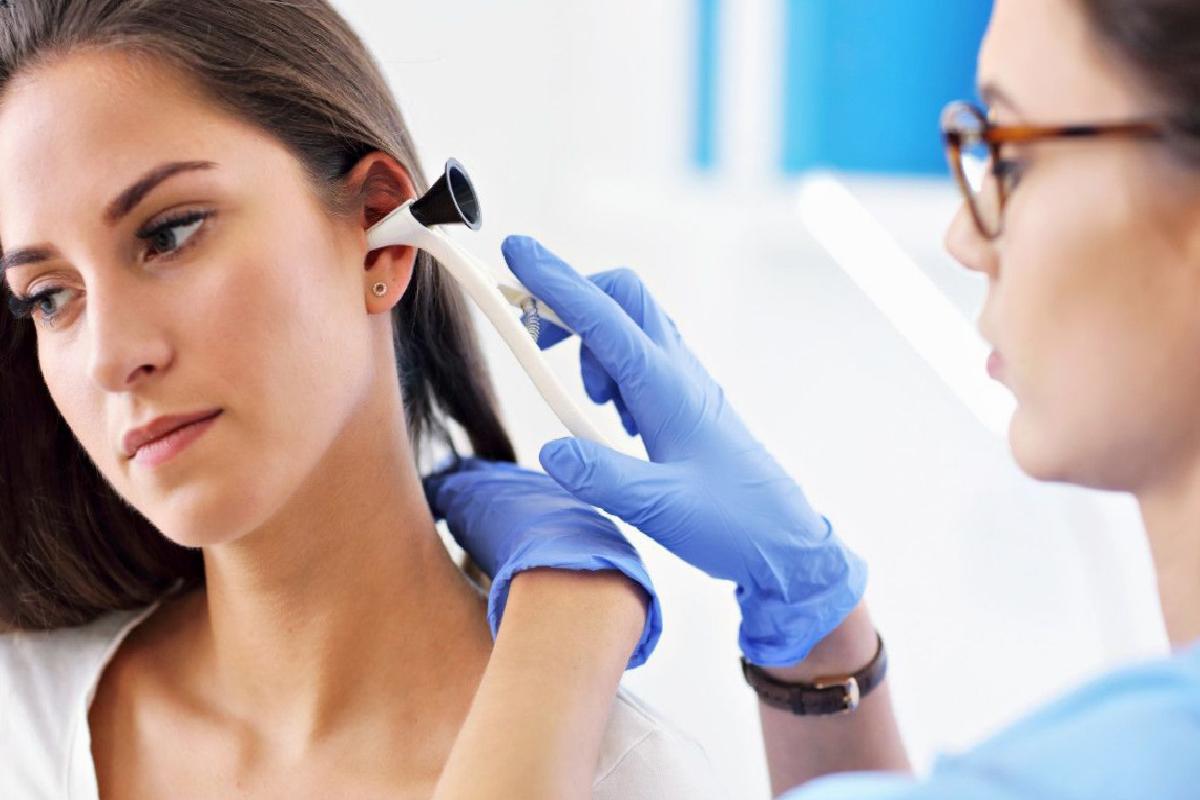 Kulağınızı temizlerken dikkat edin: Yanlış yöntemler işitme kaybına neden oluyor