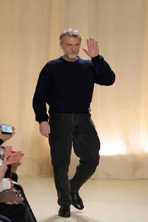 Milano Moda Haftası 2025: Yeni Kreatif Direktörlerin İlk Koleksiyonlarına Hazır Mıyız?