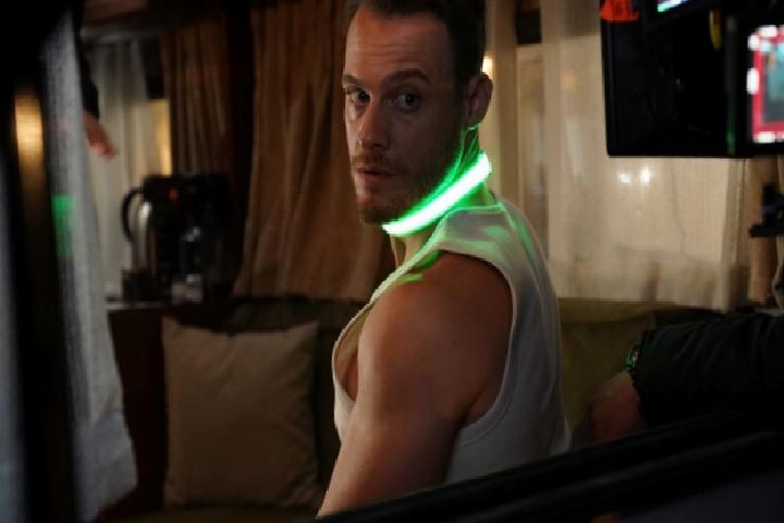 Netflix'in Yeni Yerli Dizisi “Platonik: Mavi Dolunay Otel” Eylülde Yayında