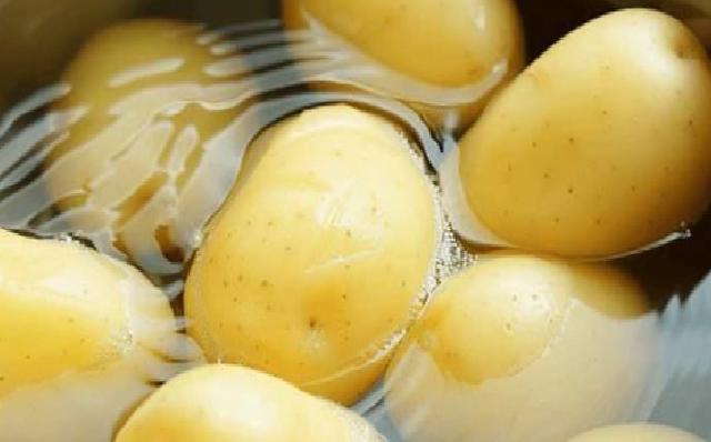 Patatesli Kek: Börek Tadında Lezzetli Bir Kahvaltılık