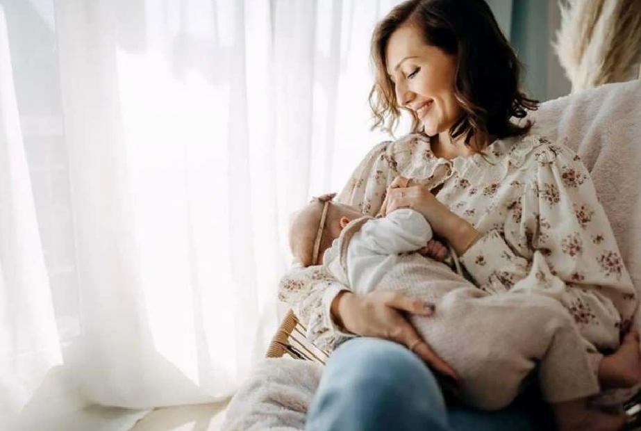 Emzirme Anne İçin de Koruyucu Bir Etki Sağlar