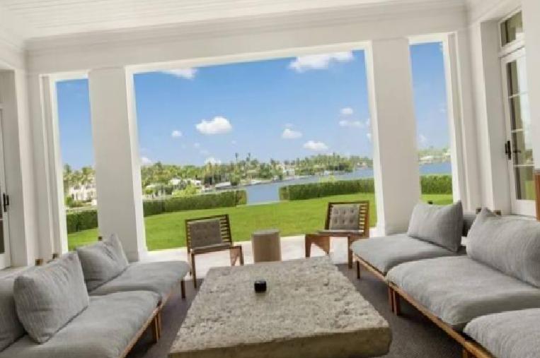 Robbie Williams'ın 30 milyon sterlin değerindeki süper lüks malikanesi göz kamaştırdı!