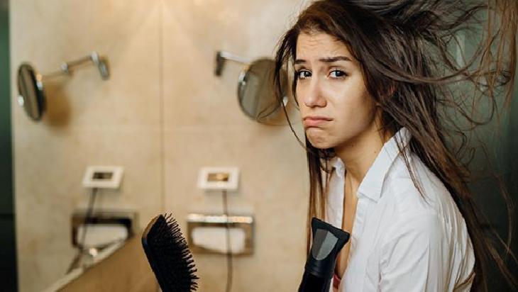 Saç Sağlığını Destekleyen Beslenme ve Genel Bakım